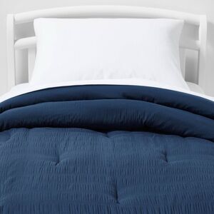 Pillowfort Toddler Seersucker Comforter Navy Crib Size OEKO-TEX NEW